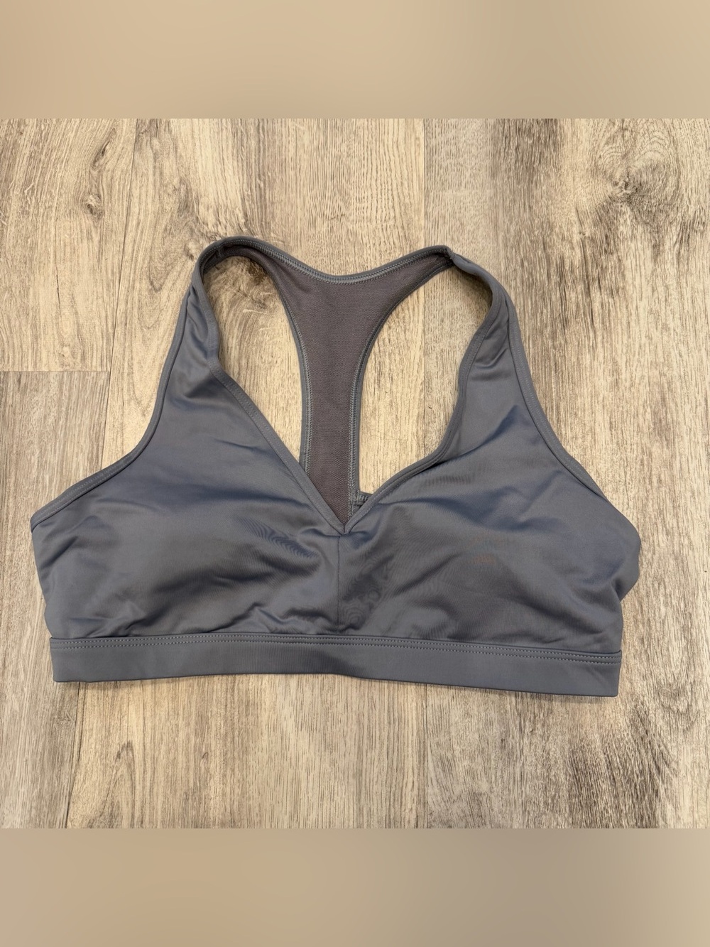 Victoria’s Secret Sport Gray Strappy Racerback‎ Padded Sports Bra Size Large